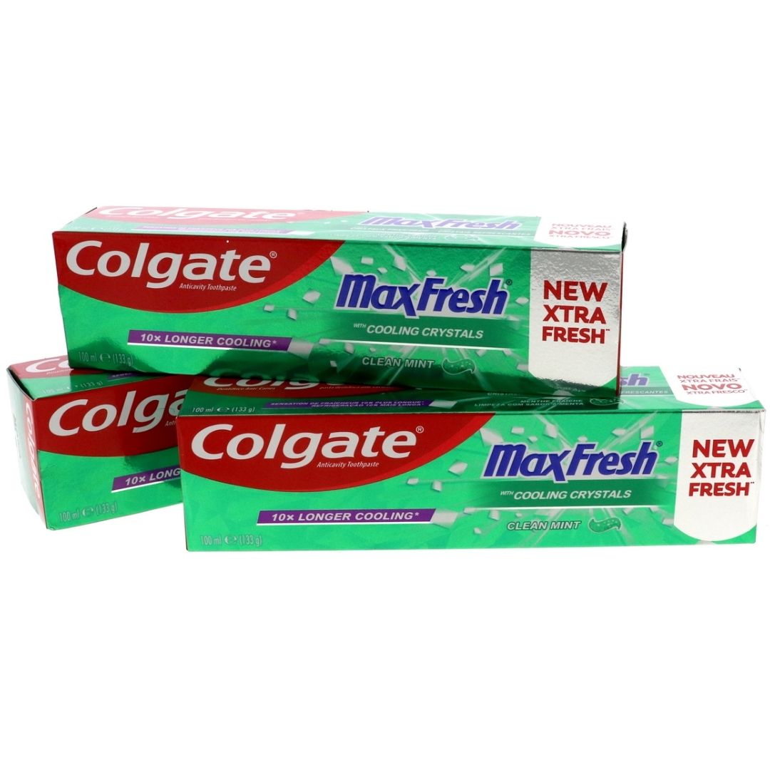 Colgate Max Fresh Clean Mint Toothpaste, 3 x 100ml